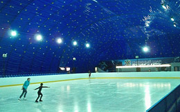 Entertainment center